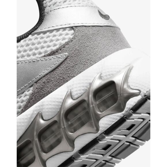 Nike Womens Size 7.5 Zoom Air Fire Shoes Photon Dust Metallic Silver DR7852 001 - Picture 12 of 14